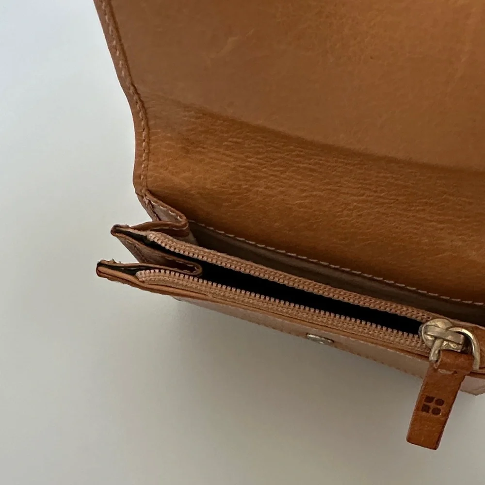 Kate Spade Brown Leather Key Holder made in italy